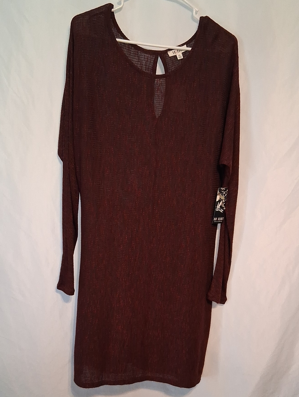 One Hart Burgundy Keyhole Back Fine Knit Pullover Top XL